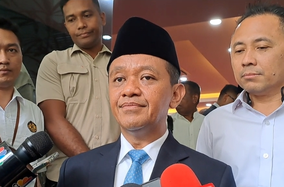 Harga BBM Naik: Bahlil Lahadalia Menunggu Arahan Presiden