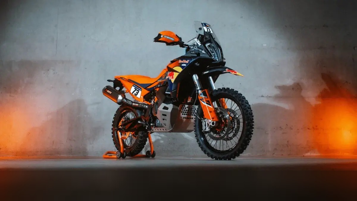 KTM 890 Adventure R Rally 2026: Motor Balap Dakar untuk Jalan Raya