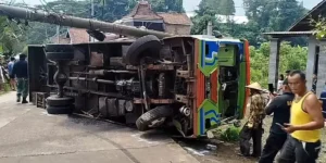 Kecelakaan Sepur Kelinci Gondang Mojokerto: 1 Meninggal, Puluhan Luka