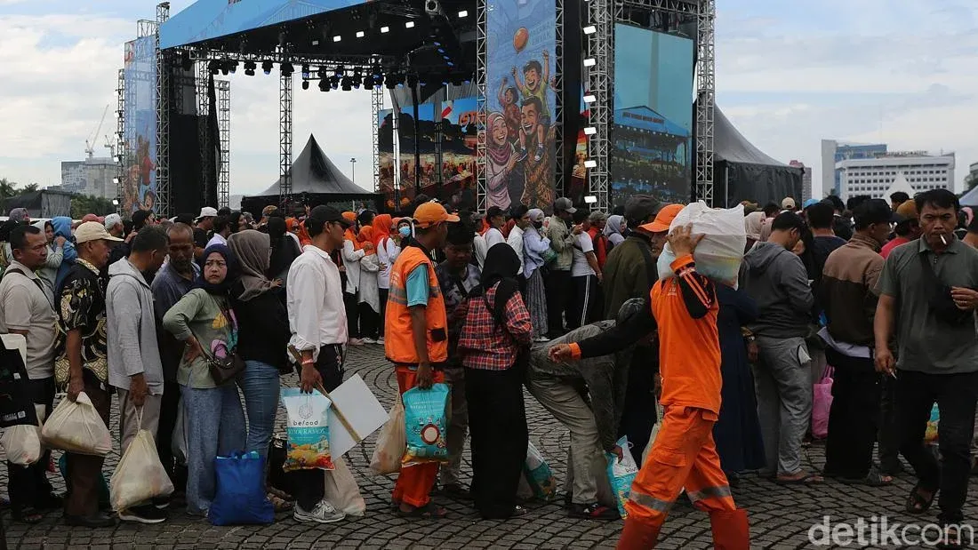 Pasar Murah Monas 2026 - 100 Ribu Warga Rayakan Lebaran Bersama
