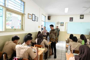 Penyaluran MBG 5 Hari: Strategi Pemerintah Hemat Rp20 T