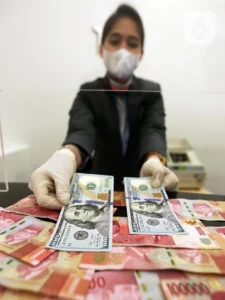 Rupiah Hari Ini Menguat Tipis Usai Tembus 17.000 per USD