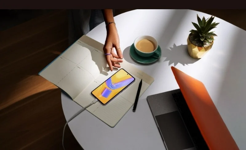 vivo Y100 5G Review: Smartphone Paling Stylish Tahun 2026