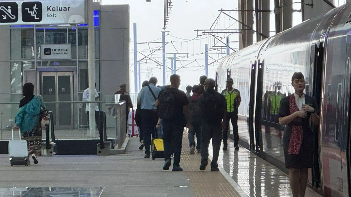 Whoosh Angkut 311.472 Penumpang Selama Lebaran 2026