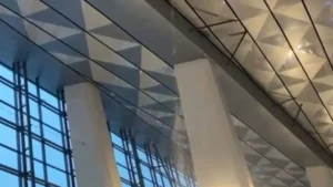 Atap Terminal 3 Bandara Soetta Jebol Diterjang Hujan Deras