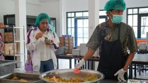 Gedung MBG Jadi Dapur Megah, Sekolah Masih Rapuh