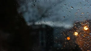 Hujan ringan Jakarta dominasi prakiraan cuaca Rabu 2026