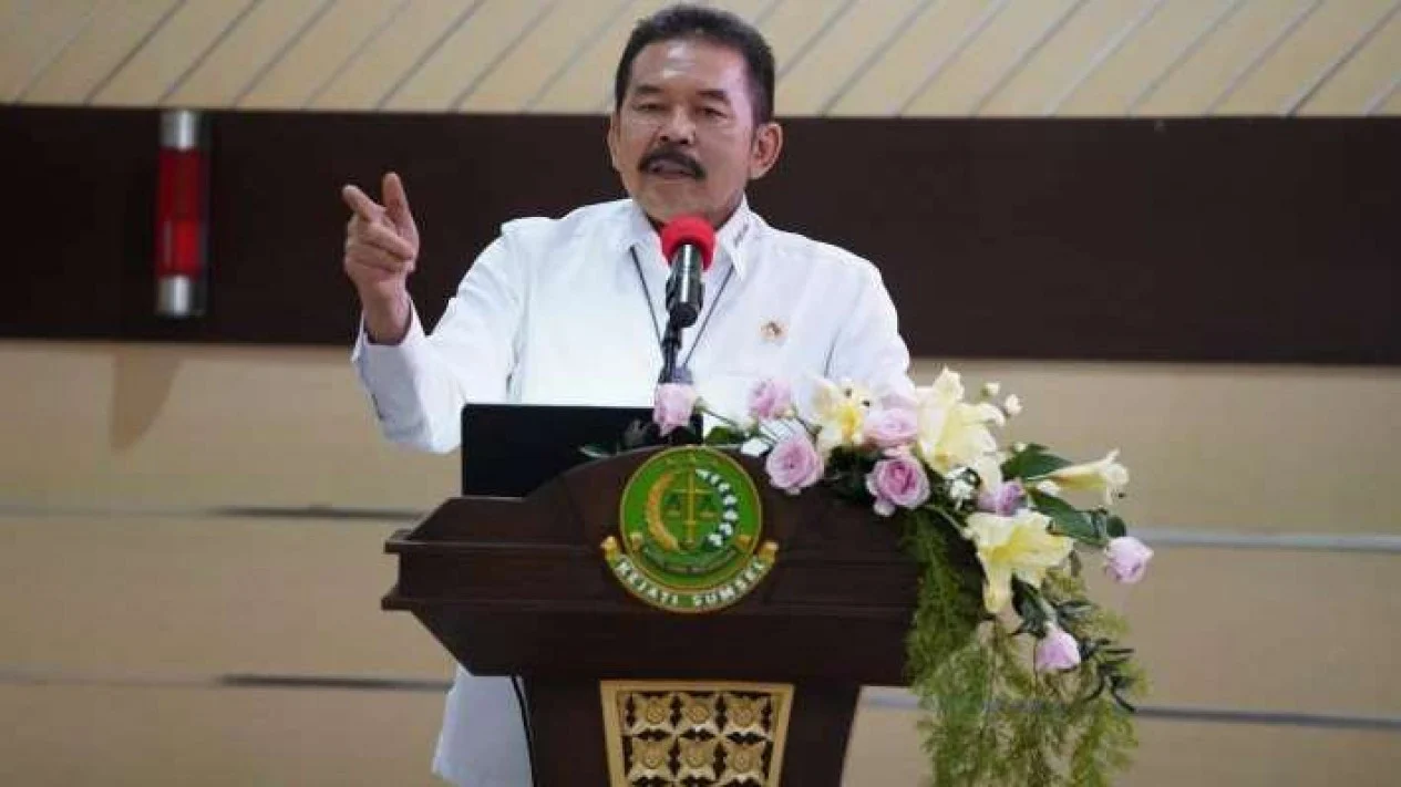 Jaksa Agung Minta Jaksa di Daerah Berani Tindak Kasus Korupsi Besar