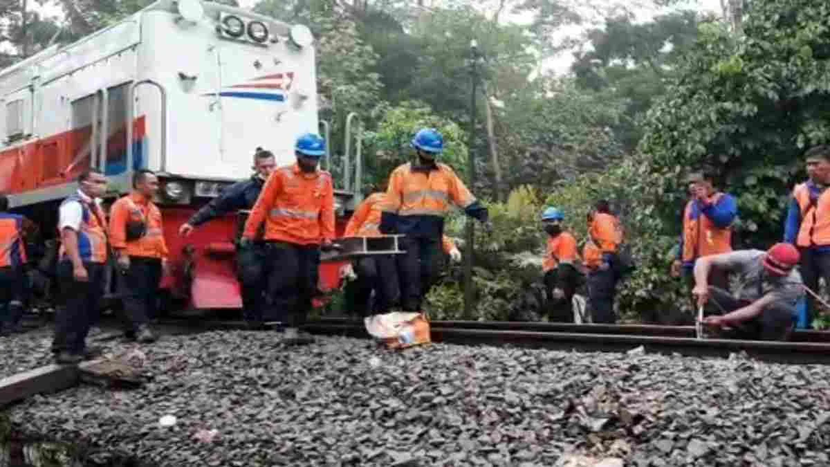 KA Bangunkarta Anjlok di Bumiayu Berhasil Dievakuasi