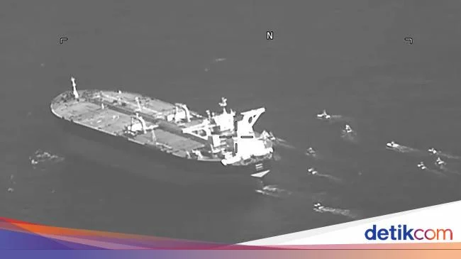 Pembatasan Selat Hormuz Berlaku, Iran Terapkan Tarif Tinggi per Tanker