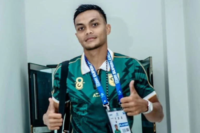 Persebaya Surabaya Tumbang 0-3 dari Persija: Rachmat Irianto Kecewa