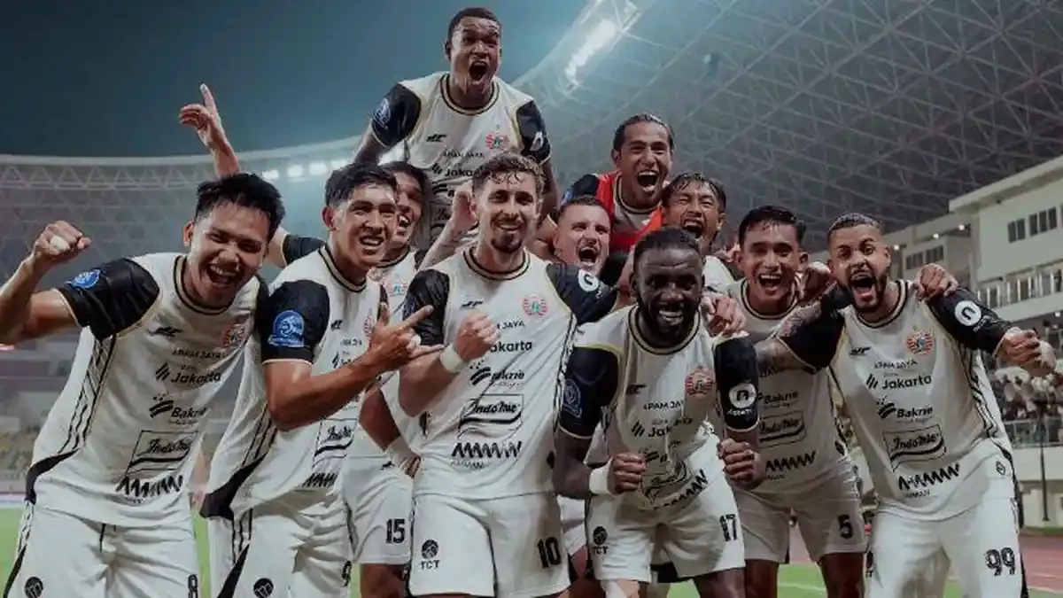 Persib Bandung Unggul 9 Poin atas Persija Jakarta, Bojan Hodak Tetap Waspada