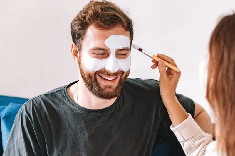 Tips memilih skincare pemula untuk pria agar wajah sehat 2026