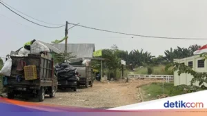 TPS Liar di Serua Ditutup Tim Gabungan Demi Kenyamanan Warga